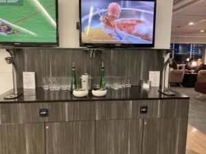 ヒースロー空港・ターミナル3 BAビジネスクラス・ラウンジ