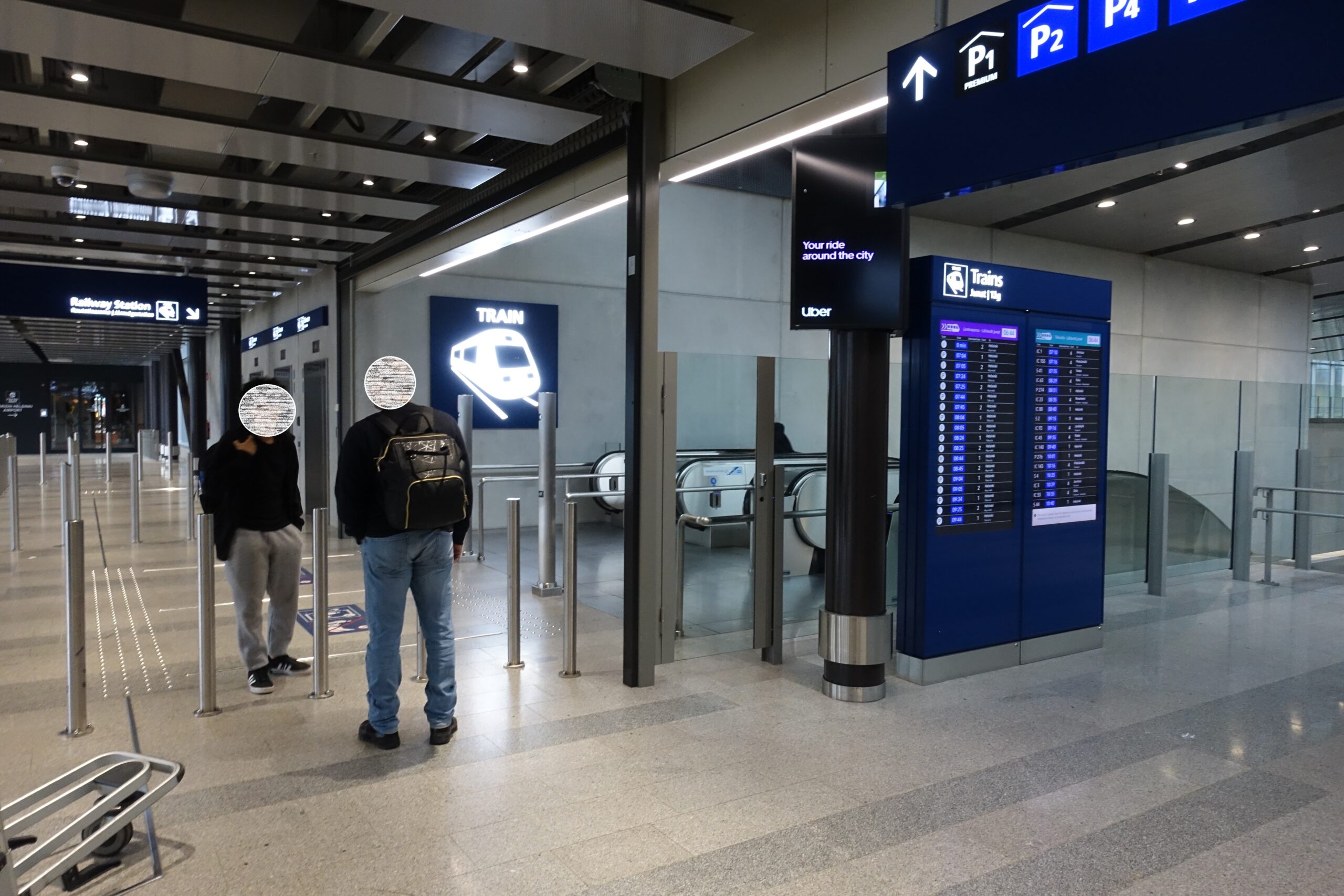 ヘルシンキ空港からヘルシンキ中央駅まで、電車での行き方と注意点