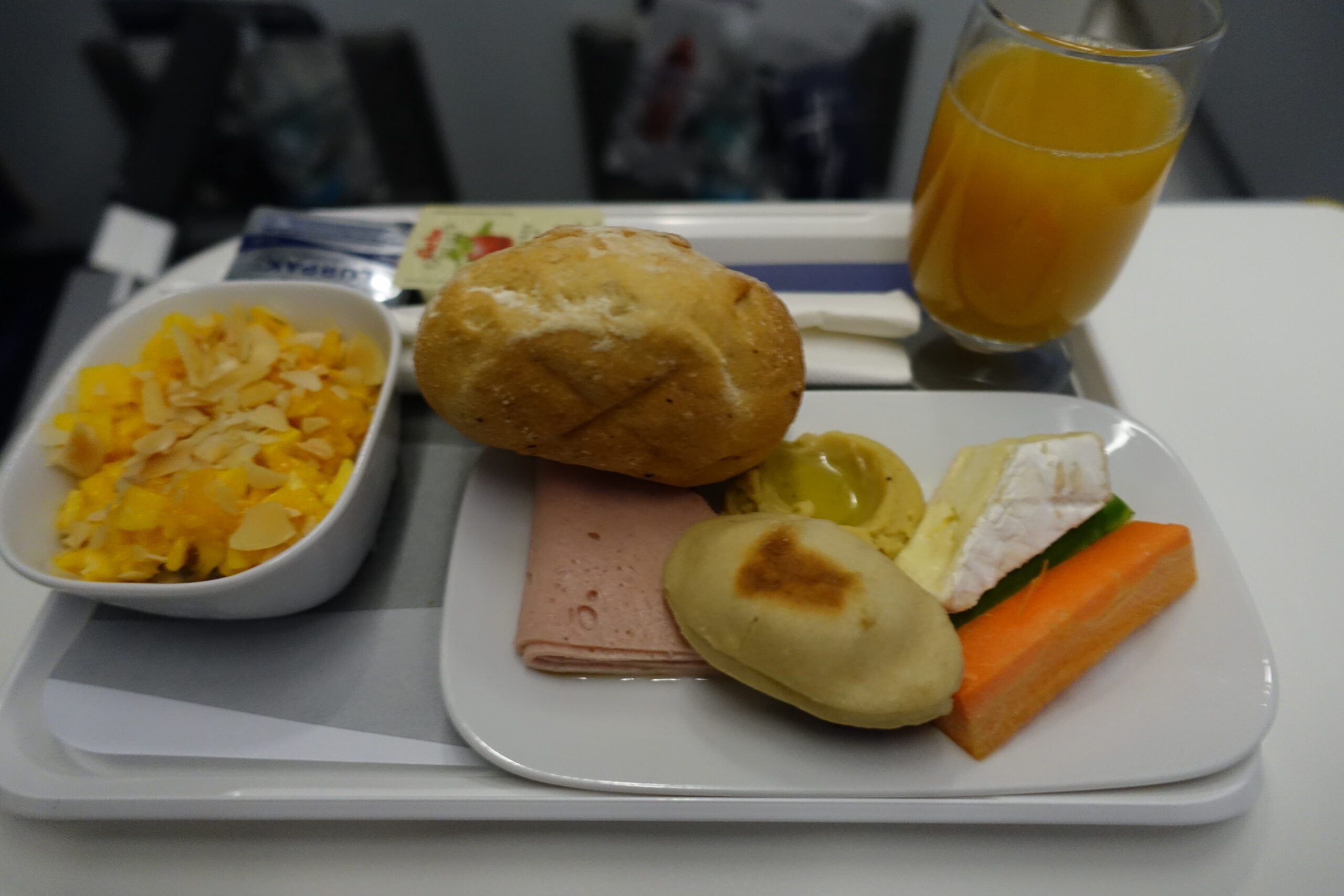 ルフトハンザ航空のプレミアムエコノミークラスとの特徴