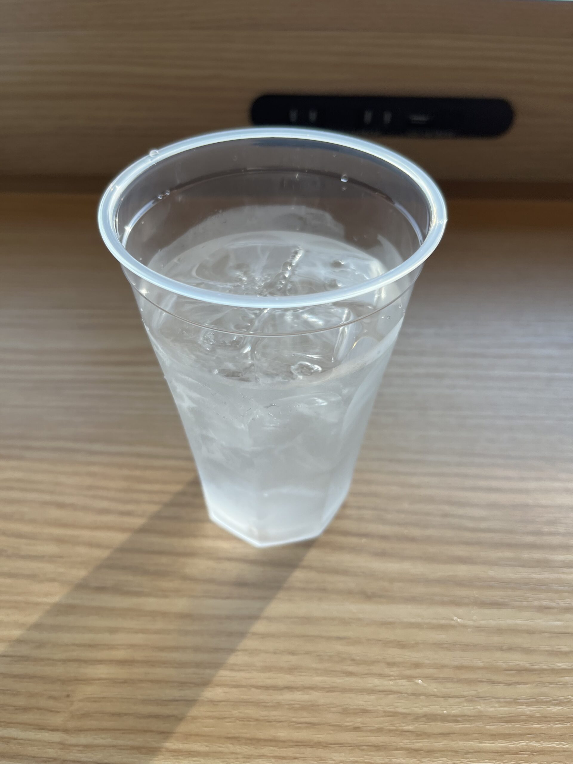 幻の焼酎、森伊蔵がお手頃価格で飲める、福岡空港、JALPLAZA