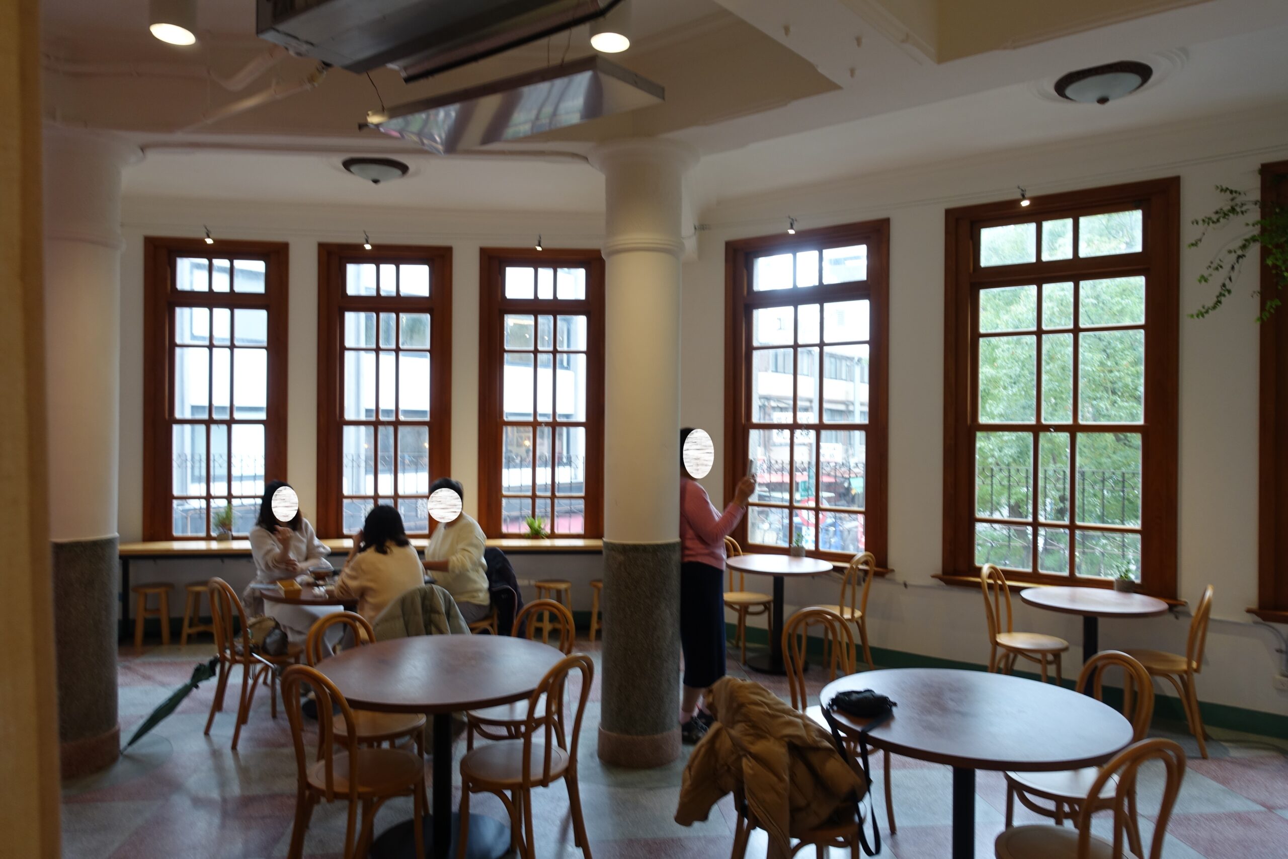 台湾ビールの生ビールが飲める場所はどこか探してみた。