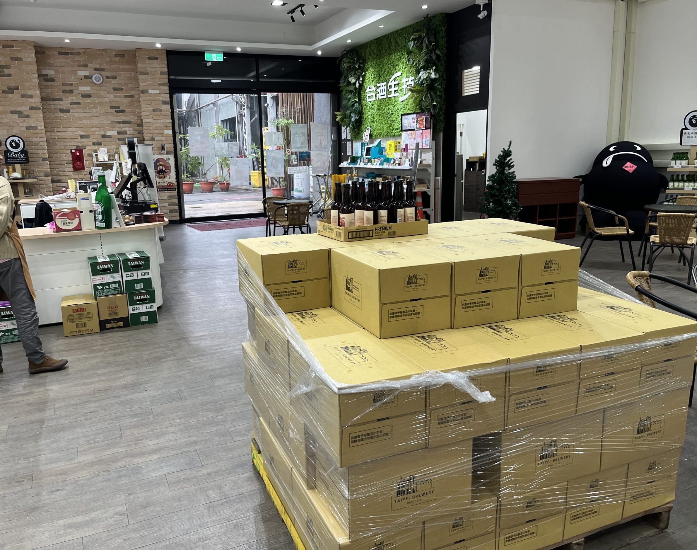 台北にある台湾ビールの工場とそのショップに行ってみた