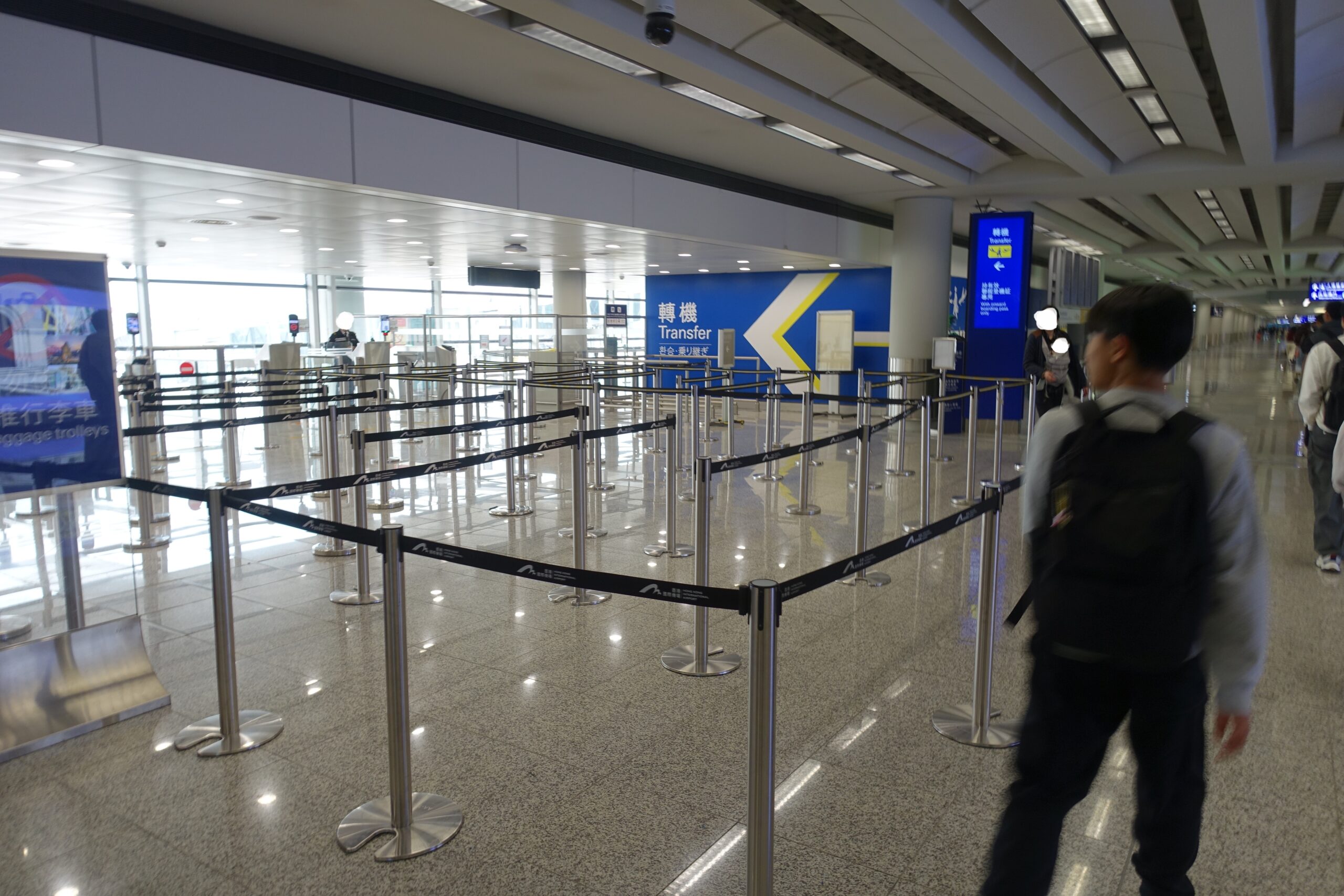 香港国際空港　乗り継ぎ方法とその注意点